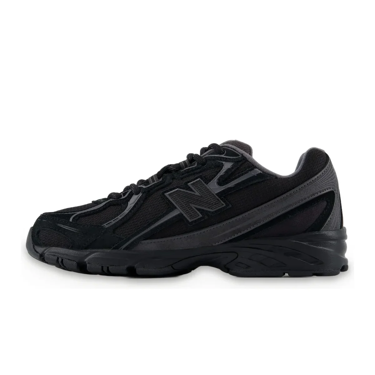 740 Black — 3