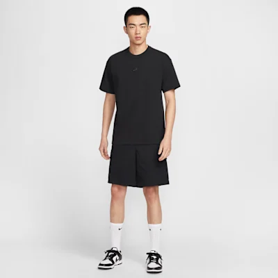 Sportswear Premium Essentials T-Shirt Black — 6